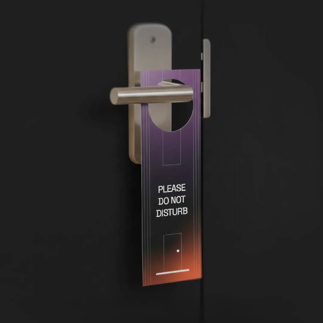 Please do not disturb door hanger in the gradient system on a dark door